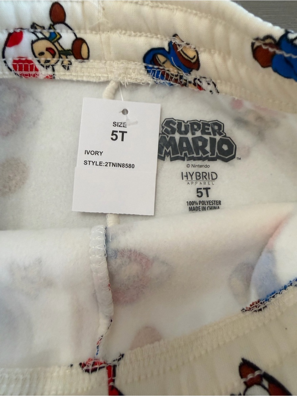 Super Mario Toddler Boy Set 5T Brand New With Tags - Picture 2 of 3